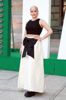 The 2022 Royal Academy of Arts Summer Exhibition Preview Party. Anne-Marie attends The Royal Academy of Arts Summer Exhibition Preview Party at Burlington House, London, England on 15 June 2022. London Burlington House UK Copyright: xFredxDuvalx