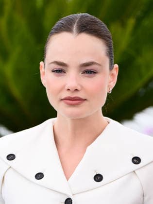 IPA84860486 - Cannes, 79th Cannes Film Festival 2026, day 8. Her Private Hell Pictured: Kristine Froseth, Havana Rose Liu, Charles Melton, Nicolas Winding Refn, Sophie Thatcher and Pino Donaggio  Copyright: xAlbertoxTerenghix xPoolxPhotoxEventsx07x 84860486