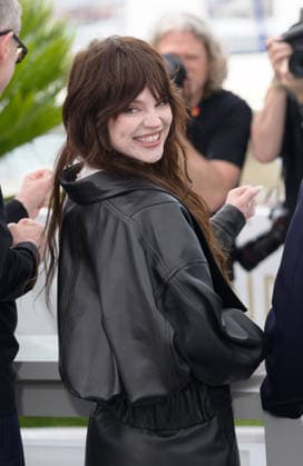 Her Private Hell Photocall at 79th Festival de Cannes - Cannes, France CANNES, FRANCE. May 19, 2026: Sophie Thatcher at the photocall for Her Private Hell at the 79th Festival de Cannes. Picture: Paul Smith Featureflash Cannes France  Copyright: xPaulxSmithx xFeatureflashx