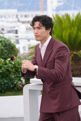 Her Private Hell Photocall at 79th Festival de Cannes - Cannes, France CANNES, FRANCE. May 19, 2026: Charles Melton at the photocall for Her Private Hell at the 79th Festival de Cannes. Picture: Paul Smith Featureflash Cannes France  Copyright: xPaulxSmithx xFeatureflashx