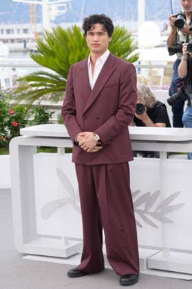 Her Private Hell Photocall at 79th Festival de Cannes - Cannes, France CANNES, FRANCE. May 19, 2026: Charles Melton at the photocall for Her Private Hell at the 79th Festival de Cannes. Picture: Paul Smith Featureflash Cannes France  Copyright: xPaulxSmithx xFeatureflashx