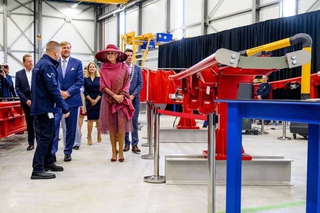 King Willem Alexander and Queen Máxima During Regional Visit - Vlodrop King Willem Alexander and Queen Máxima visit roller coaster manufacturer Vekoma during a regional tour of the municipalities of Maasgouw, Echt-Susteren, Roerdalen, and Roermond in Vlodrop, The Netherlands on May 19, 2026, gaining insight into the design, engineering, and production of attractions. Photo by Patrick van Emst NL Beeld ABACAPRESS.COM Vlodrop Netherlands  Copyright: xBrunoxPress ABACAx