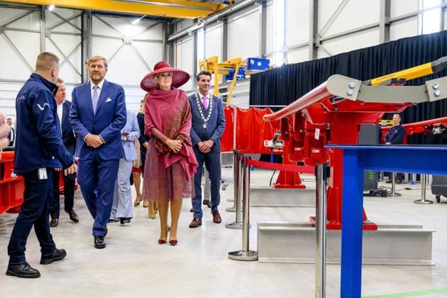 King Willem Alexander and Queen Máxima During Regional Visit - Vlodrop King Willem Alexander and Queen Máxima visit roller coaster manufacturer Vekoma during a regional tour of the municipalities of Maasgouw, Echt-Susteren, Roerdalen, and Roermond in Vlodrop, The Netherlands on May 19, 2026, gaining insight into the design, engineering, and production of attractions. Photo by Patrick van Emst NL Beeld ABACAPRESS.COM Vlodrop Netherlands  Copyright: xBrunoxPress ABACAx