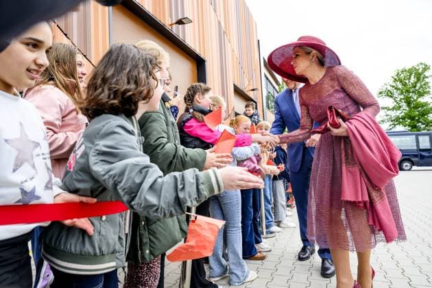King Willem Alexander and Queen Máxima During Regional Visit - Vlodrop King Willem Alexander and Queen Máxima visit roller coaster manufacturer Vekoma during a regional tour of the municipalities of Maasgouw, Echt-Susteren, Roerdalen, and Roermond in Vlodrop, The Netherlands on May 19, 2026, gaining insight into the design, engineering, and production of attractions. Photo by Patrick van Emst NL Beeld ABACAPRESS.COM Vlodrop Netherlands  Copyright: xBrunoxPress ABACAx