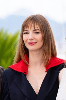 Cannes Adami Photocall LZ Louise Bourgoin attending the photocall of Adami during the 79th Cannes International Film Festival in Cannes, France on May 19, 2026, the film selected in the Official Competition. Photo by Laurent Zabulon ABACAPRESS.COM  Copyright: xZabulonxLaurentx