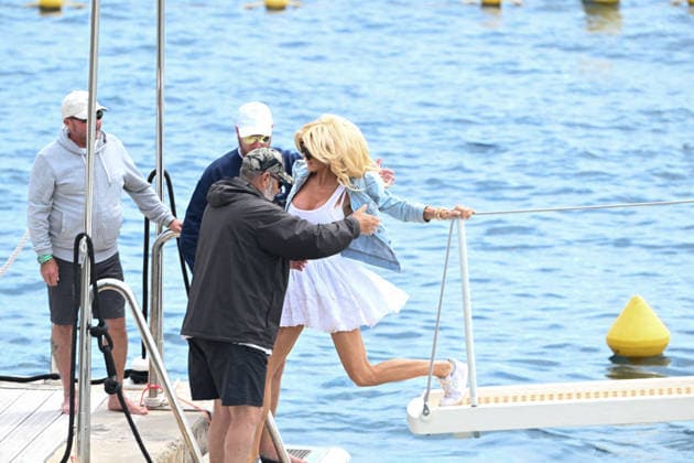 Cannes - Victoria Silvstedt at The Eden Roc Swedish model Victoria Silvstedt arriving at the Eden Roc in Cap d Antibes in France, May 19, 2026. Photo by Florian Poitout ABACAPRESS.COM Cap d Antibes Provence-Alpes-Cote d Azur France  Copyright: xPoitoutxFlorian ABACAx