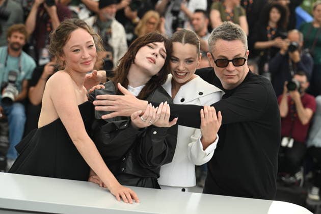 79ème Festival International du Film de Cannes Photocall of the film Her Private Hell 79th Cannes International Film Festival Photocall of the film Her Private Hell 456396 2026 05 19 Thatcher, Sophie Winding Refn, Nicolas Liu, Havana Rose Froseth, Kristine  Copyright: xSergexArnalx xStarfacex STAR_456396_022