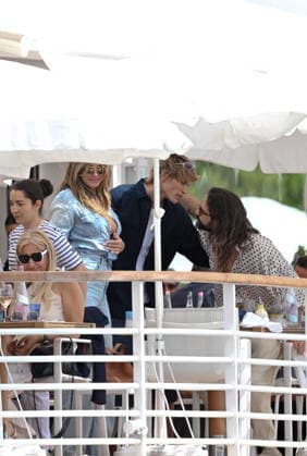 Cannes - Heidi Klum and Tom Kaulitz at The Eden Roc Heidi Klum and her husband Tom Kaulitz have lunch together at the Eden Roc restaurant in Cap d Antibes, France, on May 19, 2026. Photo by Florian Poitout ABACAPRESS.COM Cap d Antibes Provence-Alpes-Cote d Azur France  Copyright: xPoitoutxFlorian ABACAx