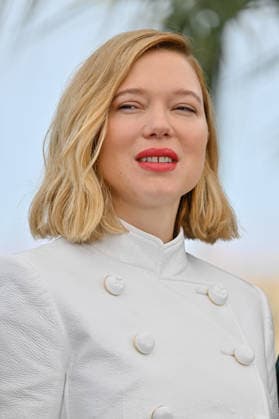 Cannes Photocall L Inconnue JR Lea Seydoux attending a photocall for the movie L Inconnue during the 79th Cannes Film Festival in Cannes, France on May 19, 2026. Photo by Julien Reynaud APS-Medias ABACAPRESS.COM Cannes France  Copyright: xReynaudxJulien APS-Medias ABACAx
