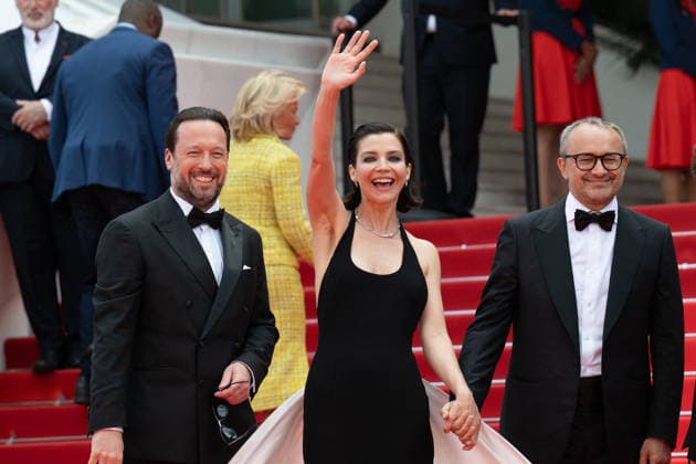 Cannes Minotaur Red Carpet LZ Dmitriy Mazurov, Iris Lebedeva and Andrey Zvyagintsev attending the red carpet of Minotaur during the 79th Cannes International Film Festival in Cannes, France on May 19, 2026, the film selected in the Official Competition. Photo by Laurent Zabulon ABACAPRESS.COM  Copyright: xZabulonxLaurentx