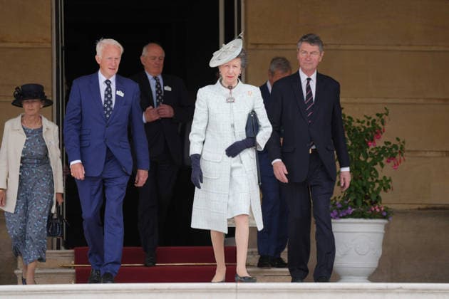 Royal garden party with Princess Anne at Buckingham Palace in London, UK, 19 May 2026 The Princess Royal and her husband Vice Admiral Sir Timothy Laurence (right) arrive for The Not Forgotten Association Annual Garden Party at Buckingham Palace, London. Picture date: Tuesday May 19, 2026., Credit:Yui Mok PA ROTA - B68 Avalon United Kingdom, London  Copyright: xYuixMokx xPAxROTAx-xB68x xAvalonx 1100587670