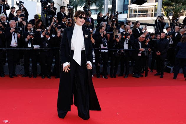Juliette Binoche Montée des marches du film Amarga Navidad lors du 79ème Festival International du Film de Cannes, le 19 mai 2026 Jacovides Moreau Bestimage Red carpet for Amarga Navidad at the 79th Cannes International Film Festival on May 19, 2026 Cannes Finland  Copyright: xJACOVIDES-MOREAUx xBESTIMAGExJACOVIDES-MOREAUx xBESTIMAGEx