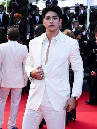 IPA84872763 - Cannes, 79th Cannes Film Festival 2025 - evening 8. red carpet of AMARGA NAVIDAD. Pictured: Luke Ishikawa  Copyright: xTerenghi Ipa-Agency.netx xPoolxPhotoxEventsx07x 84872763