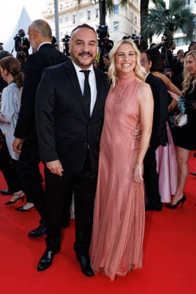 François Xavier Demaison et sa femme Anaïs Tihay Montée des marches du film Amarga Navidad lors du 79ème Festival International du Film de Cannes, le 19 mai 2026 Jacovides Moreau Bestimage Red carpet for Amarga Navidad at the 79th Cannes International Film Festival on May 19, 2026 Cannes France  Copyright: xJACOVIDES-MOREAUx xBESTIMAGExJACOVIDES-MOREAUx xBESTIMAGEx