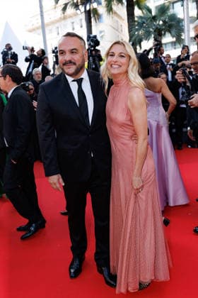 François Xavier Demaison et sa femme Anaïs Tihay Montée des marches du film Amarga Navidad lors du 79ème Festival International du Film de Cannes, le 19 mai 2026 Jacovides Moreau Bestimage Red carpet for Amarga Navidad at the 79th Cannes International Film Festival on May 19, 2026 Cannes France  Copyright: xJACOVIDES-MOREAUx xBESTIMAGExJACOVIDES-MOREAUx xBESTIMAGEx