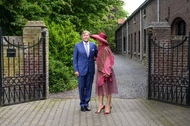 Illikhoven, The Netherlands, 2026-05-19 11:55:47 ILLIKHOVEN, 19-05-2026 King Willem Alexander and Queen Maxima during a regional visit to the municipalities of Maasgouw, Echt-Susteren, Roerdalen, and Roermond. PHOTO: NLBeeld Patrick van Emst In the photo: The Royal Couple visits the village of Illikhoven in the municipality of Echt-Susteren. This is the narrowest part of the Netherlands, where the land is less than five kilometers wide, situated between Belgium and Germany. Here they speak with representatives of the police, a dike guard, and organizations from the border region, among others. Subsequently, the Royal Couple visits Lilbosch Abbey. Credit: NL Beeld Patrick van Emst Copyright: xx x