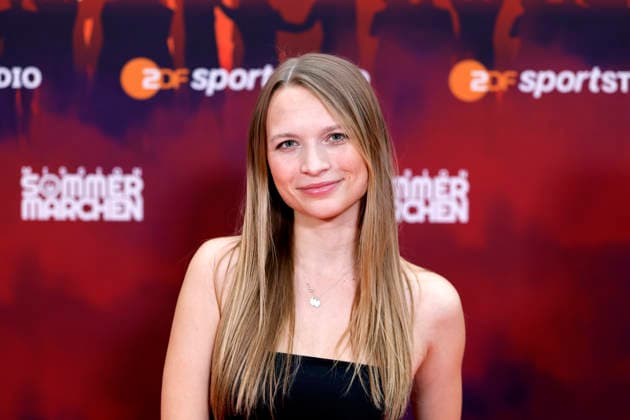 Actress Lisa Küppers at the premiere of the ZDF documentary Mission Sommermärchen , a documentary about the German national soccer teams journey at the 2006 World Cup in their home country, at the Cinedom Cologne, 19 05 2026 NRW Germany Copyright: xChristophxHardtx