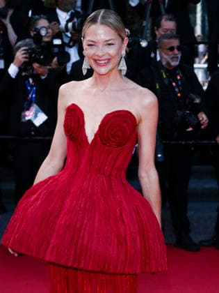 IPA84876660 - Cannes, 79th Cannes Film Festival 2025 - evening 8. red carpet of AMARGA NAVIDAD. Pictured: Jaime King  Copyright: xTerenghi Ipa-Agency.netx xPoolxPhotoxEventsx07x 84876660
