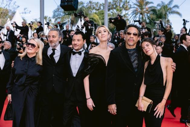 79ème Festival International du Film de Cannes Montée des marches du film Amarga Navidad 79th International Cannes Film Festival Red Carpet for Amarga Navidad movie 456443 2026 05 19 Alpes Maritimes Cannes France JoeyStarr NTM Joey Starr  Copyright: xTerencexBaelenx STAR_456443_011