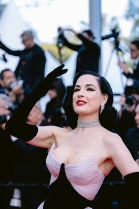79ème Festival International du Film de Cannes Montée des marches du film Amarga Navidad 79th International Cannes Film Festival Red Carpet for Amarga Navidad movie 456443 2026 05 19 Von Teese, Dita  Copyright: xTerencexBaelenx STAR_456443_058