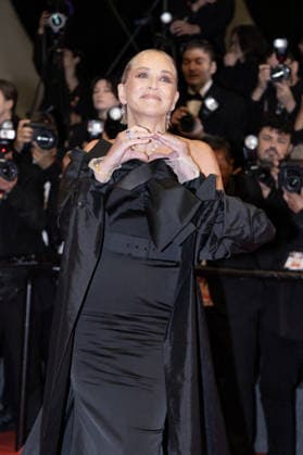 Sharon Stone Audemars Piguet watch Stairway for the film Diamond at the 79th Cannes International Film Festival on May 19, 2026 Olivier Borde Bestimage Red carpet for Diamond at the 79th Cannes International Film Festival on May 19, 2026 Cannes France  Copyright: xOLIVIERxBORDEx xBESTIMAGExOLIVIERxBORDEx xBESTIMAGEx