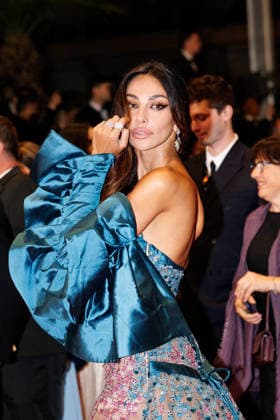 Madalina Diana Ghenea Montée des marches du film Diamond lors du 79ème Festival International du Film de Cannes, le 19 mai 2026 Jacovides Moreau Bestimage Red carpet for Diamond at the 79th Cannes International Film Festival on May 19, 2026 Cannes France  Copyright: xJACOVIDES-MOREAUx xBESTIMAGExJACOVIDES-MOREAUx xBESTIMAGEx