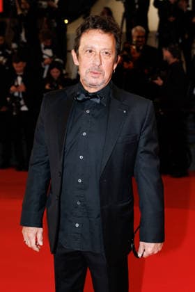 Eric Serra Montée des marches du film Diamond lors du 79ème Festival International du Film de Cannes, le 19 mai 2026 Jacovides Moreau Bestimage Red carpet for Diamond at the 79th Cannes International Film Festival on May 19, 2026 Cannes France  Copyright: xJACOVIDES-MOREAUx xBESTIMAGExJACOVIDES-MOREAUx xBESTIMAGEx