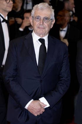 Michel Boujenah Montée des marches du film Diamond lors du 79ème Festival International du Film de Cannes, le 19 mai 2026 Olivier Borde Bestimage Red carpet for Diamond at the 79th Cannes International Film Festival on May 19, 2026 Cannes France  Copyright: xOLIVIERxBORDEx xBESTIMAGExOLIVIERxBORDEx xBESTIMAGEx