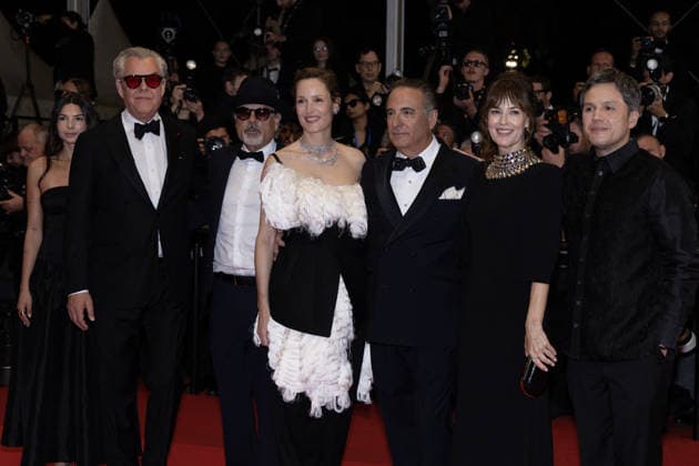 Sofia Stefan, Danny Huston, Jai Stefan, Vicky Krieps, Andy García, Rosemarie DeWitt, Paul Soriano Montée des marches du film Diamond lors du 79ème Festival International du Film de Cannes, le 19 mai 2026 Olivier Borde Bestimage Red carpet for Diamond at the 79th Cannes International Film Festival on May 19, 2026 Cannes France  Copyright: xOLIVIERxBORDEx xBESTIMAGExOLIVIERxBORDEx xBESTIMAGEx