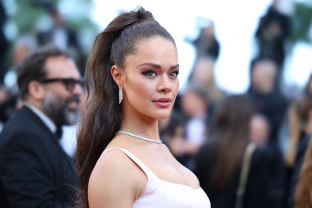 Cannes - Amarga Navidad Red Carpet JD Miss France 2026 Hinaupoko Devèze attending the Amarga Navidad (Bitter Christmas) screening during the 79th annual Cannes Film Festival at Palais des Festivals on May 19, 2026 in Cannes, France. Photo by Jerome Domine ABACAPRESS.COM Cannes France  Copyright: xDominexJerome ABACAx