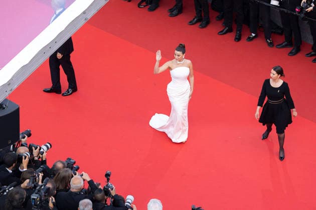 Yara Elsokkary Montée des marches du film Amarga Navidad lors du 79ème Festival International du Film de Cannes, le 19 mai 2026 Camilla Canalini Bestimage Red carpet for Amarga Navidad at the 79th Cannes International Film Festival on May 19, 2026 Cannes France  Copyright: xCamillaxCanalinix xBestimagexCamillaxCanalinix xBestimagex