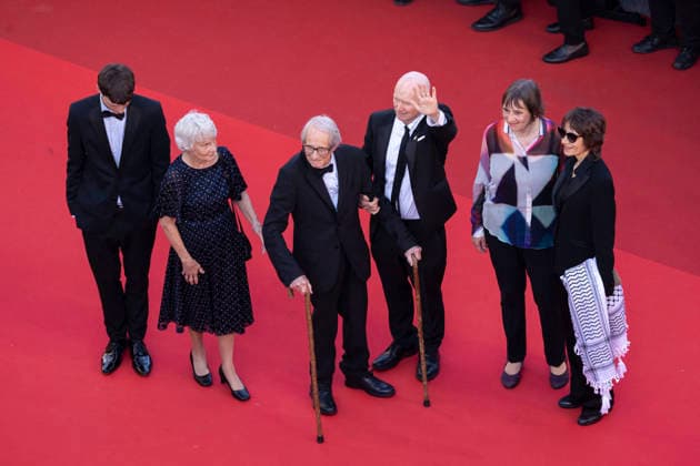 Lesley Ashton, Ken Loach, Paul Laverty Montée des marches du film Amarga Navidad lors du 79ème Festival International du Film de Cannes, le 19 mai 2026 Camilla Canalini Bestimage Red carpet for Amarga Navidad at the 79th Cannes International Film Festival on May 19, 2026 Cannes France  Copyright: xCamillaxCanalinix xBestimagexCamillaxCanalinix xBestimagex