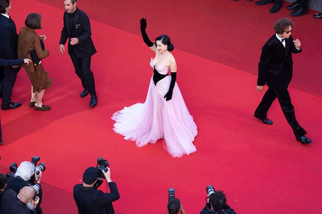 Dita Von Teese Montée des marches du film Amarga Navidad lors du 79ème Festival International du Film de Cannes, le 19 mai 2026 Camilla Canalini Bestimage Red carpet for Amarga Navidad at the 79th Cannes International Film Festival on May 19, 2026 Cannes France  Copyright: xCamillaxCanalinix xBestimagexCamillaxCanalinix xBestimagex