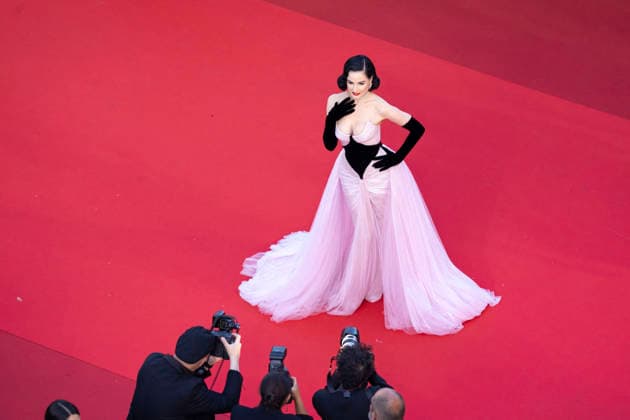 Dita Von Teese Montée des marches du film Amarga Navidad lors du 79ème Festival International du Film de Cannes, le 19 mai 2026 Camilla Canalini Bestimage Red carpet for Amarga Navidad at the 79th Cannes International Film Festival on May 19, 2026 Cannes France  Copyright: xCamillaxCanalinix xBestimagexCamillaxCanalinix xBestimagex