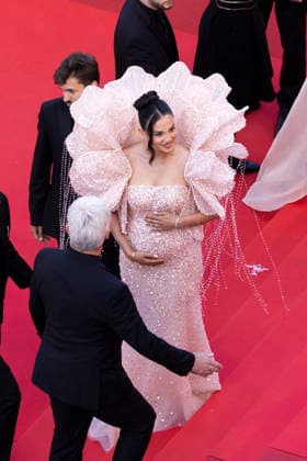 Samira Safi Montée des marches du film Amarga Navidad lors du 79ème Festival International du Film de Cannes, le 19 mai 2026 Camilla Canalini Bestimage Red carpet for Amarga Navidad at the 79th Cannes International Film Festival on May 19, 2026 Cannes France  Copyright: xCamillaxCanalinix xBestimagexCamillaxCanalinix xBestimagex