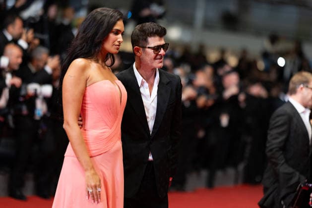 April Love Geary and her husband Robin Thicke Audemars Piguet watch Stairway for the film Diamond at the 79th Cannes International Film Festival on May 19, 2026 Jacovides Moreau Bestimage Red carpet for Diamond at the 79th Cannes International Film Festival on May 19, 2026 Cannes France  Copyright: xJACOVIDES-MOREAUx xBESTIMAGExJACOVIDES-MOREAUx xBESTIMAGEx