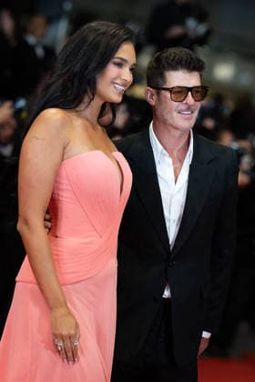 April Love Geary and her husband Robin Thicke Audemars Piguet watch Stairway for the film Diamond at the 79th Cannes International Film Festival on May 19, 2026 Jacovides Moreau Bestimage Red carpet for Diamond at the 79th Cannes International Film Festival on May 19, 2026 Cannes France  Copyright: xJACOVIDES-MOREAUx xBESTIMAGExJACOVIDES-MOREAUx xBESTIMAGEx