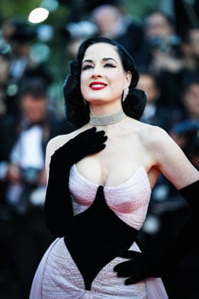 79ème Festival International du Film de Cannes Montée des marches du film Amarga Navidad 79th International Cannes Film Festival red crpet Amarga Navidad with Dita Von Teese 456451 2026 05 19  Copyright: xLionelxGuericolas MPPx STAR_456451_110