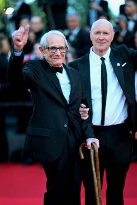 Cannes - Amarga Navidad Premiere FC Lesley Ashton, Ken Loach attends the red carpet premiere of Amarga Navidad during the 79th Cannes International Film Festival in Cannes, France on May 19, 2026.. Photo by Franck Castel ABACAPRESS.COM Cannes  Copyright: xCastelxFranck ABACAx