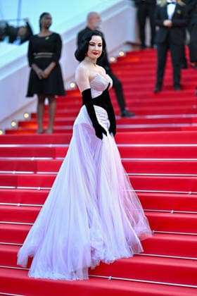 Cannes - Amarga Navidad Premiere FC Dita Von Teese attends the red carpet premiere of Amarga Navidad during the 79th Cannes International Film Festival in Cannes, France on May 19, 2026.. Photo by Franck Castel ABACAPRESS.COM Cannes  Copyright: xCastelxFranck ABACAx