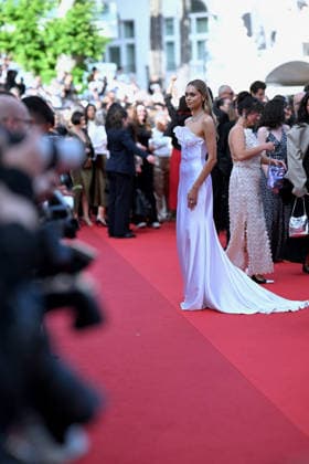 Cannes - Amarga Navidad Premiere FC Laila Hasanovic attends the red carpet premiere of Amarga Navidad during the 79th Cannes International Film Festival in Cannes, France on May 19, 2026.. Photo by Franck Castel ABACAPRESS.COM Cannes  Copyright: xCastelxFranck ABACAx