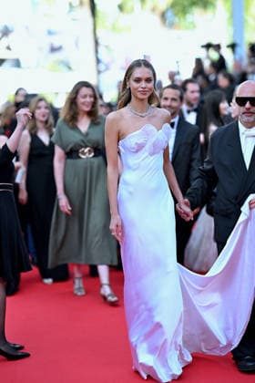 Cannes - Amarga Navidad Premiere FC Laila Hasanovic attends the red carpet premiere of Amarga Navidad during the 79th Cannes International Film Festival in Cannes, France on May 19, 2026.. Photo by Franck Castel ABACAPRESS.COM Cannes  Copyright: xCastelxFranck ABACAx