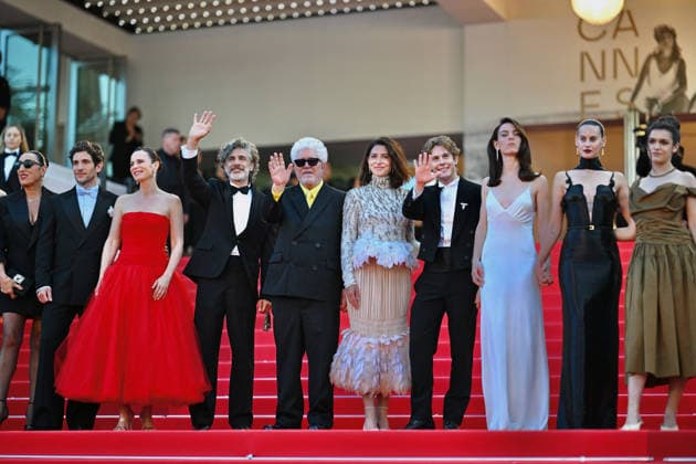 Cannes - Amarga Navidad Premiere FC Milena Smit, Victoria Luengo, Patrick Criado, Bárbara Lennie, Pedro Almodóvar, Leonardo Sbaraglia, Aitana Sánchez-Gijón, Quim Gutiérrez attends the red carpet premiere of Amarga Navidad during the 79th Cannes International Film Festival in Cannes, France on May 19, 2026.. Photo by Franck Castel ABACAPRESS.COM Cannes  Copyright: xCastelxFranck ABACAx