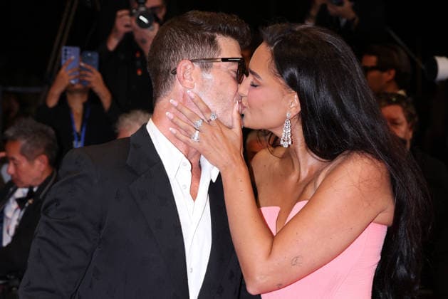 Cannes - Diamond Red Carpet JD Robin Thicke and April Love Geary attending the Diamond screening during the 79th annual Cannes Film Festival at Palais des Festivals on May 19, 2026 in Cannes, France. Photo by Jerome Domine ABACAPRESS.COM Cannes France  Copyright: xDominexJerome ABACAx