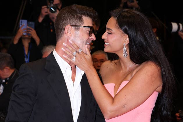 Cannes - Diamond Red Carpet JD Robin Thicke and April Love Geary attending the Diamond screening during the 79th annual Cannes Film Festival at Palais des Festivals on May 19, 2026 in Cannes, France. Photo by Jerome Domine ABACAPRESS.COM Cannes France  Copyright: xDominexJerome ABACAx