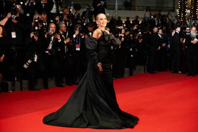 Cannes Diamond Red Carpet LZ Sharon Stone attending the red carpet of Diamond during the 79th Cannes International Film Festival in Cannes, France on May 19, 2026, the film selected in the Official Competition. Photo by Laurent Zabulon ABACAPRESS.COM  Copyright: xZabulonxLaurentx