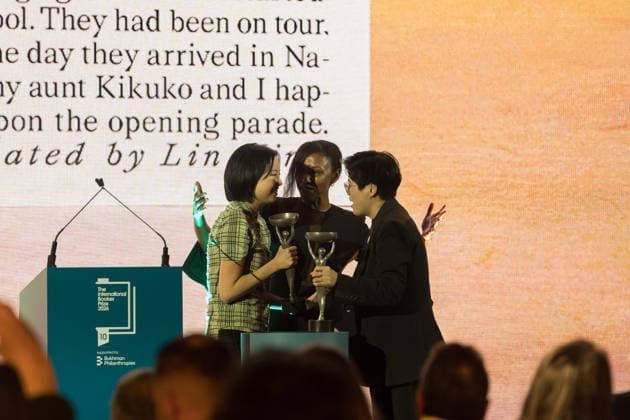 International Booker Prize 2026 Award Ceremony in London LONDON, UNITED KINGDOM - MAY 19: The winners of the International Booker Prize 2026 for the book titled ‘Taiwan Travelogue’ author Yang Shuang-zi (R) and translator Lin King (L) accept the trophies on stage during the award ceremony at Tate Modern in London, United Kingdom on May 19, 2026. The International Booker Prize is awarded annually for the finest single work of fiction from around the world which has been translated into English and published in the UK and Ireland. Wiktor Szymanowicz Anadolu London United Kingdom. Editorial use only. Please get in touch for any other usage.  Copyright: x2026xAnadoluxWiktorxSzymanowiczx