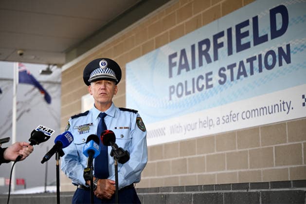 FATAL SHOOTING WESTERN SYDNEY, Fairfield City Police Area Commander Detective Superintendent Craig Middleton speaks to media during a press conference at Fairfield Police Station in Sydney, Wednesday, May 20, 2026. NSW Police have established a crime scene at a home following an alleged fatal shooting where one man died and four others were hospitalised, in the south-west suburb of Canley Heights. ( NO ARCHIVING Sydney New South Wales Australia  Copyright: xBIANCAxDExMARCHIx 20260520152623799295