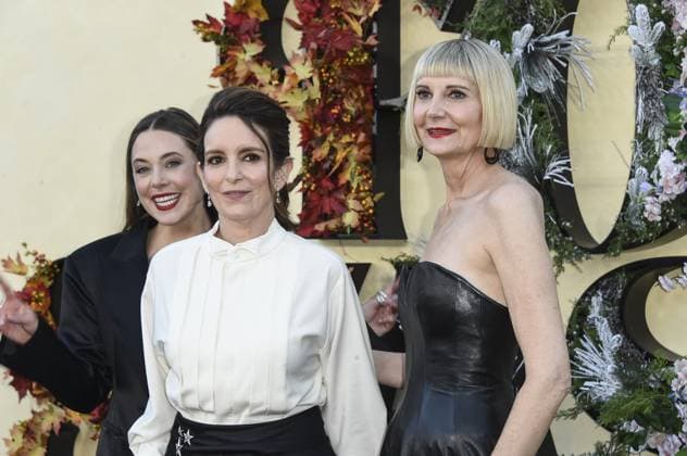 Erika Henningsen, Tina Fey, Kerri Kenney-Silver at arrivals for THE FOUR SEASONS 2nd Season Premiere, The Egyptian Theatre Hollywood, Los Angeles, CA, May 19, 2026. Photo By: Elizabeth Goodenough Everett Collection THE FOUR SEASONS 2nd Season Premiere PUBLICATIONXNOTxINxCANxCHNxFRAxITAxJPNxNORxPOLxRUSxESPxUKxUSA