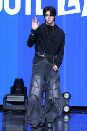 S. Korean boy group Xikers S. Korean boy group Xikers Junmin, a member of South Korean boy group Xikers, poses for a photo during a showcase for the group s seventh mini album Route Zero: The ORA in Seoul on May 19, 2026. (Yonhap) 2026-05-20 12:54:15 < 1980-2026 YONHAPNEWS AGENCY. .> ¼­¿ïÆ¯º°½Ã EDITORIAL USE ONLY  Copyright: xx PYH2026052010830034400 YonhapxNewsx yonphotos252446